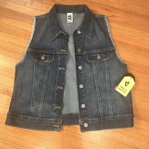 Zumba Denim Vest size Medium ( New ).. a fun perfect addition to any out…